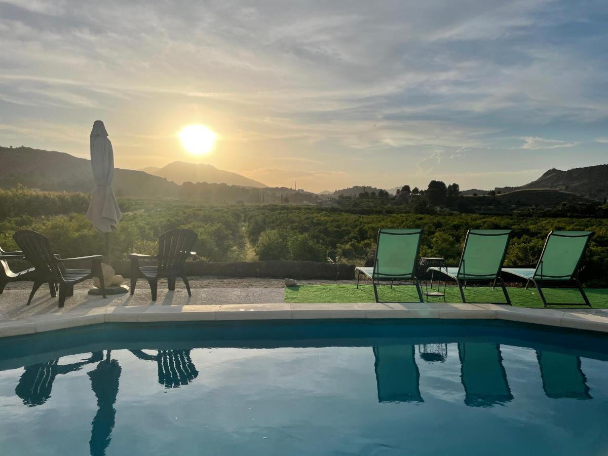 Casa Ramoncico. Finca El Campillo Blanca Bagian luar foto